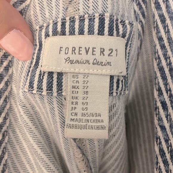 F21 Pinstripe Denim Overalls with Distressed Details and rolled hem, size 27 - Picture 8 of 11